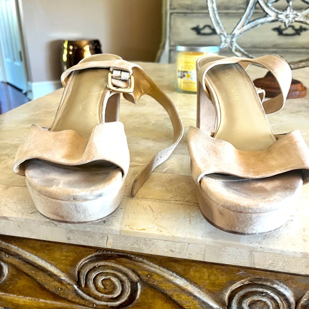 Stuart Whitman platform sandals block heel ankle strap nude 8.5